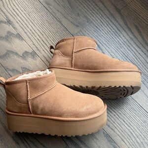 UGG Ultra Mini Platform Boots – Chestnut